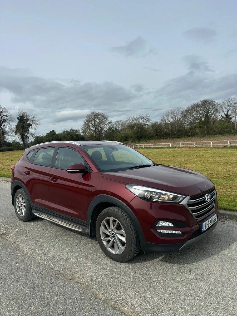 Hyundai Tucson  2016 TAX/DOE 08/26 - Image 1