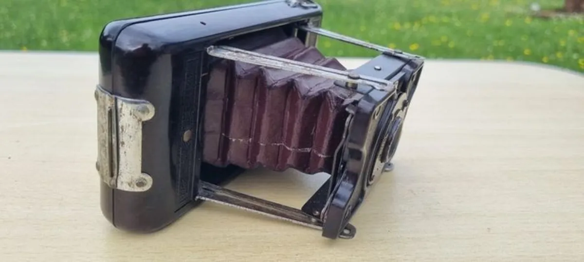 Soho Model B Strut Folding Camera - Image 3