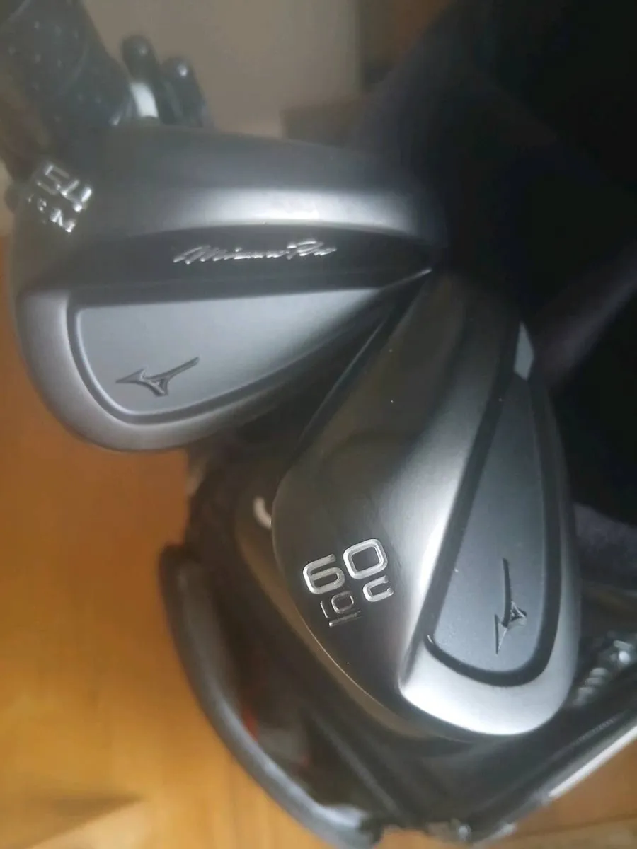 Mizuno  T-3 wedges - Image 1