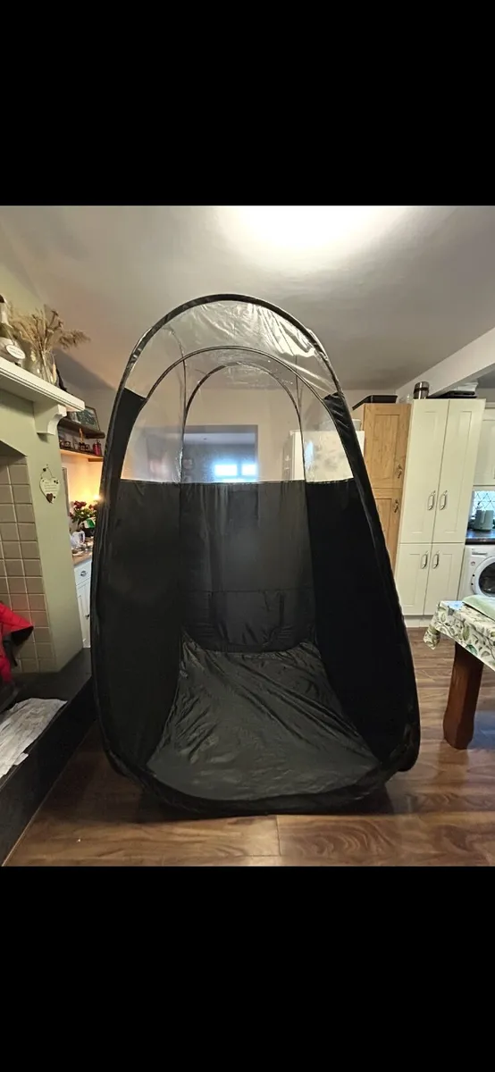 Tan tent and tan machine - Image 2