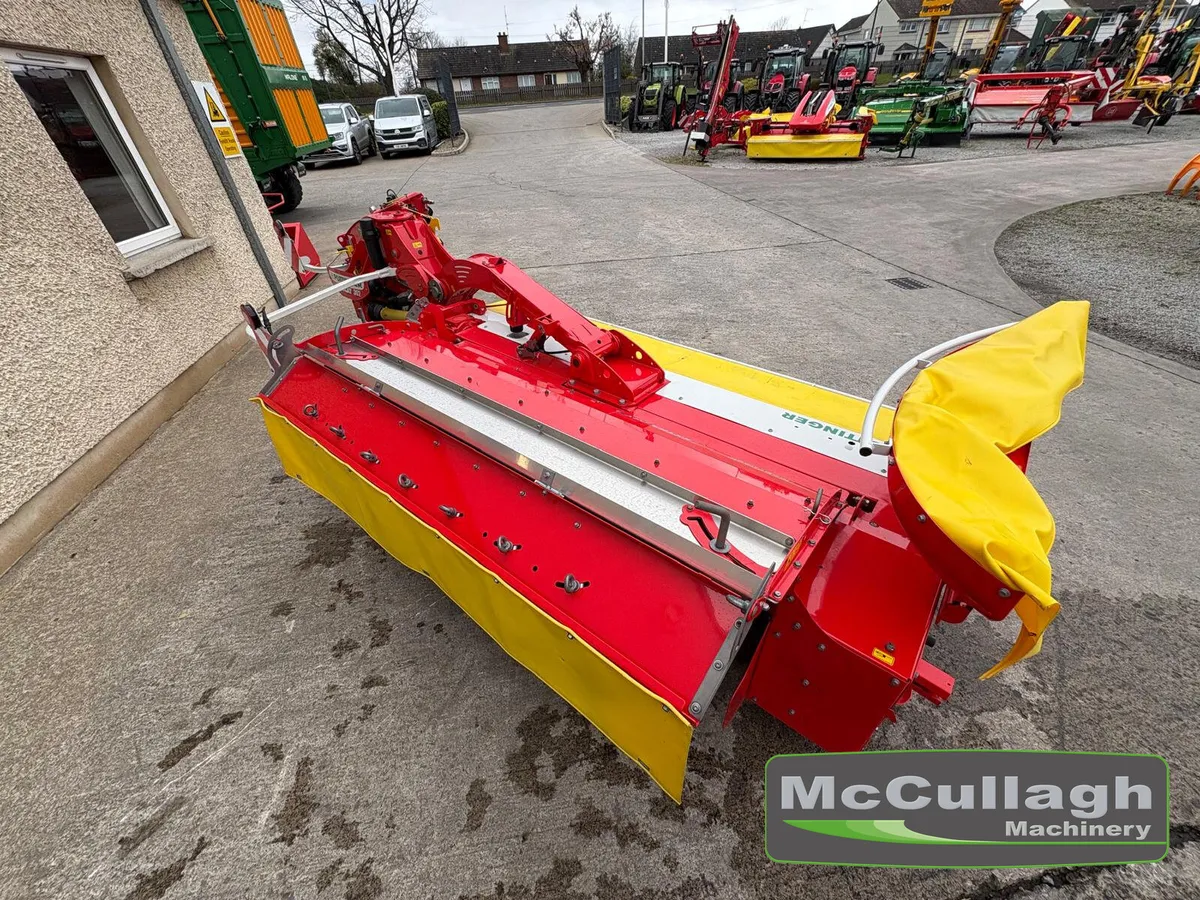 2025 Pottinger 302ED 10ft Rear Mounted Mower - Image 3