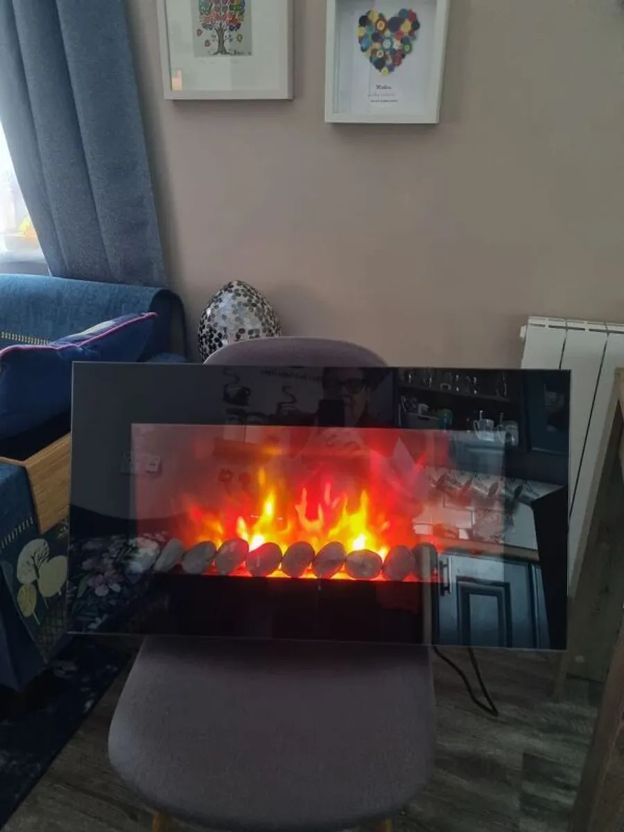 Electric fire. Aspen wall mounted electric fire Now Reduced to fifty euro - Image 3