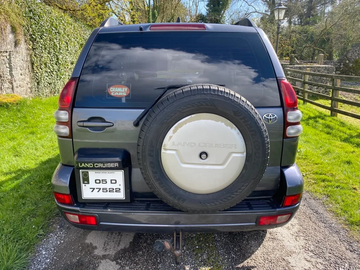 Toyota landcruiser - Image 2