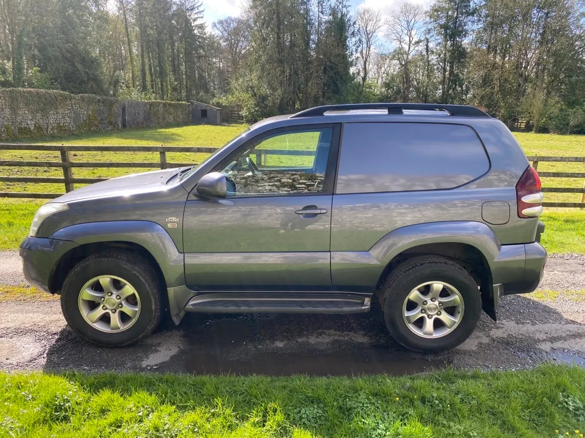 Toyota landcruiser - Image 3