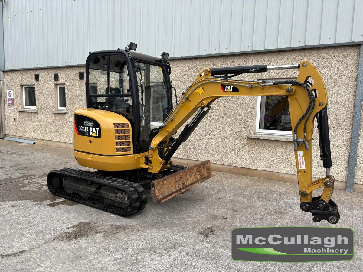 2014 CAT 302.7D 2.7 Tonne Mini Digger - Image 1