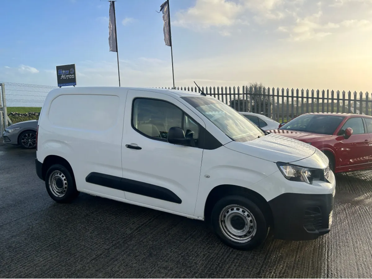 Peugeot Partner ACCESS 1.5 HDI 75 PANE PANELLED 6. - Image 2