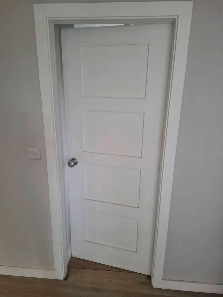 4 panel doors + Handles/Hinges - Image 2