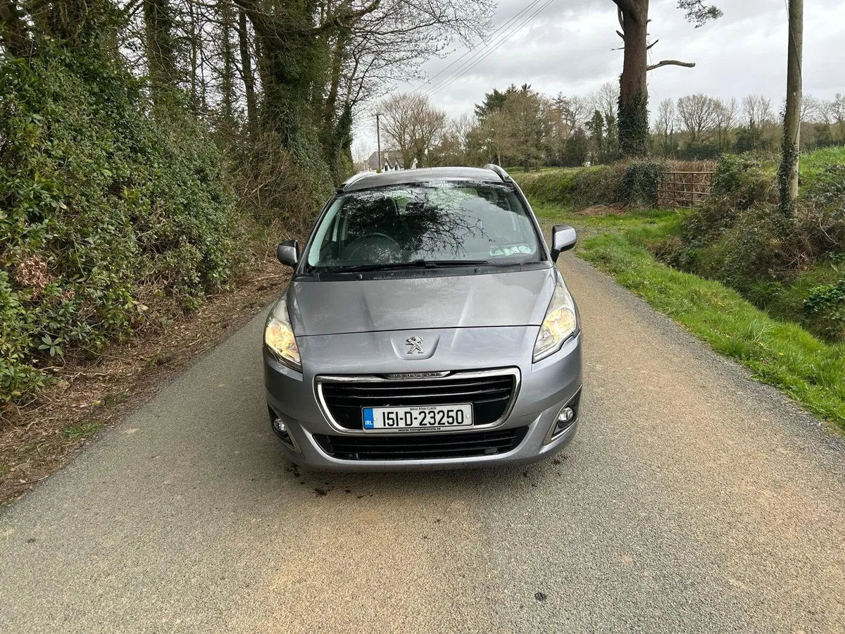 15 Peugeot 5008 7 Seater 1.6 HDI - Image 3