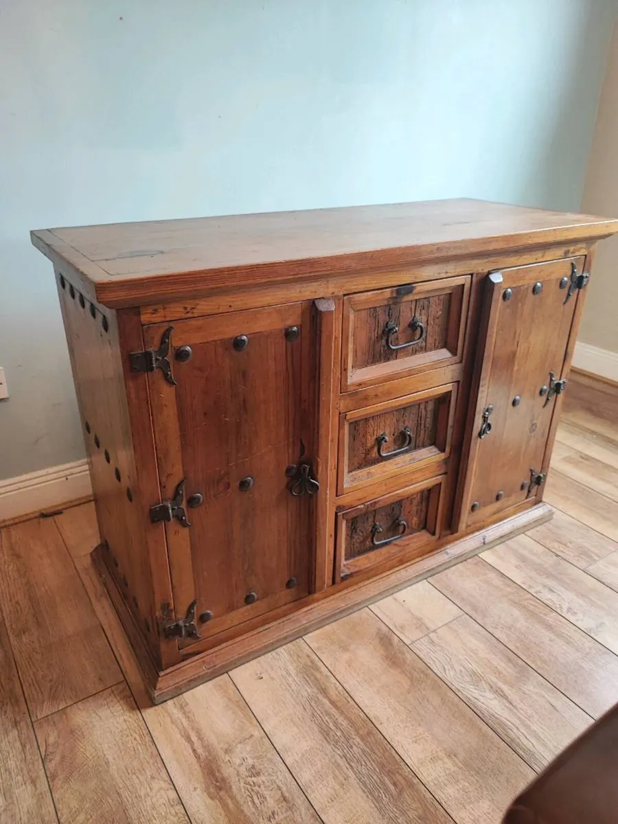 Cabinet mexican pine - Image 1