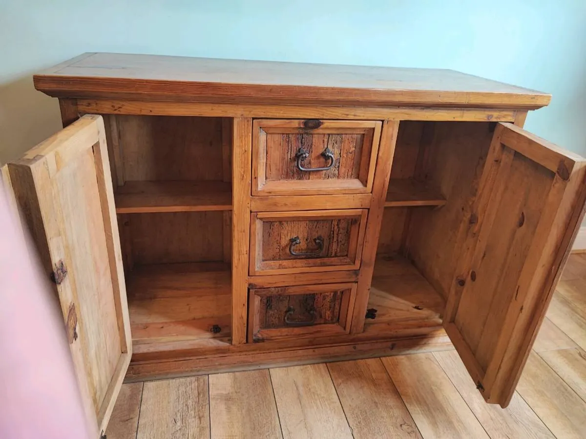 Cabinet mexican pine - Image 3