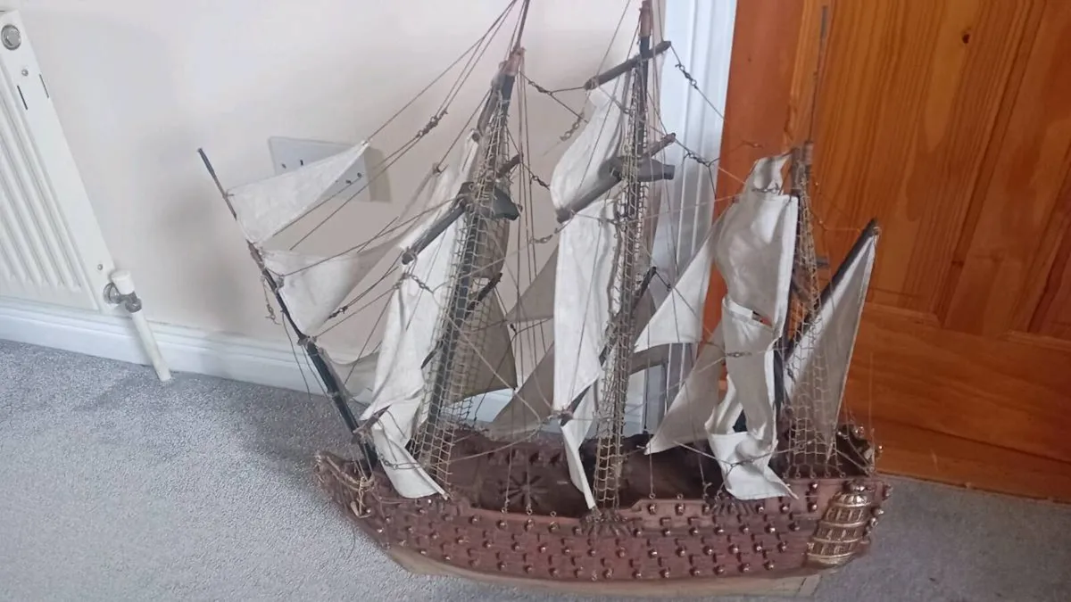 Large model,sailing warship - Image 1