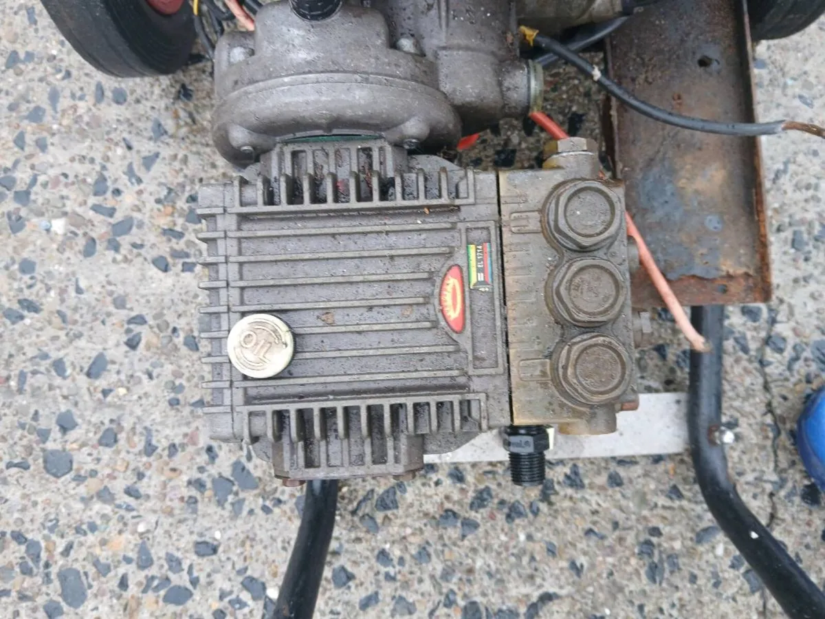 Honda gx 200 power washer intr pump was working b - Image 4