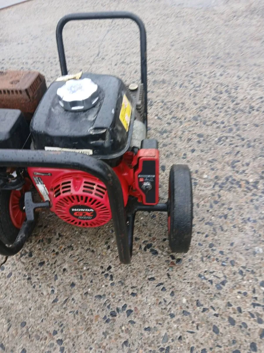 Honda gx 200 power washer intr pump was working b - Image 2