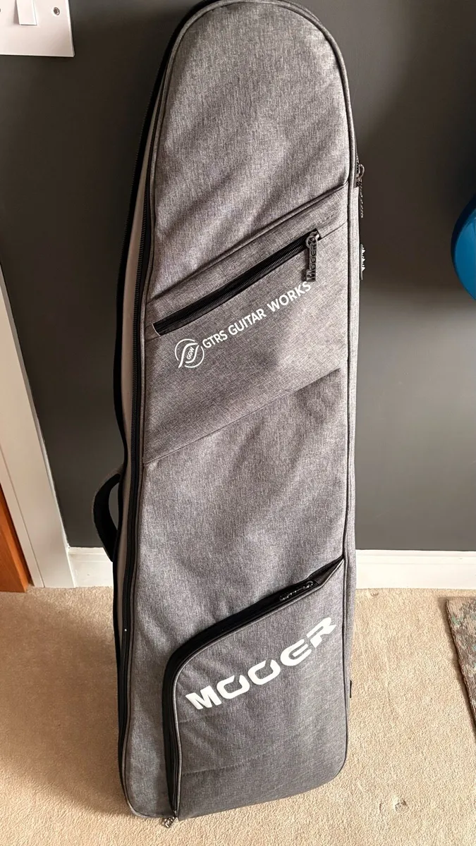 Mooer MBJ410 Jazz Bass Metal Blue + gigbag - Image 2