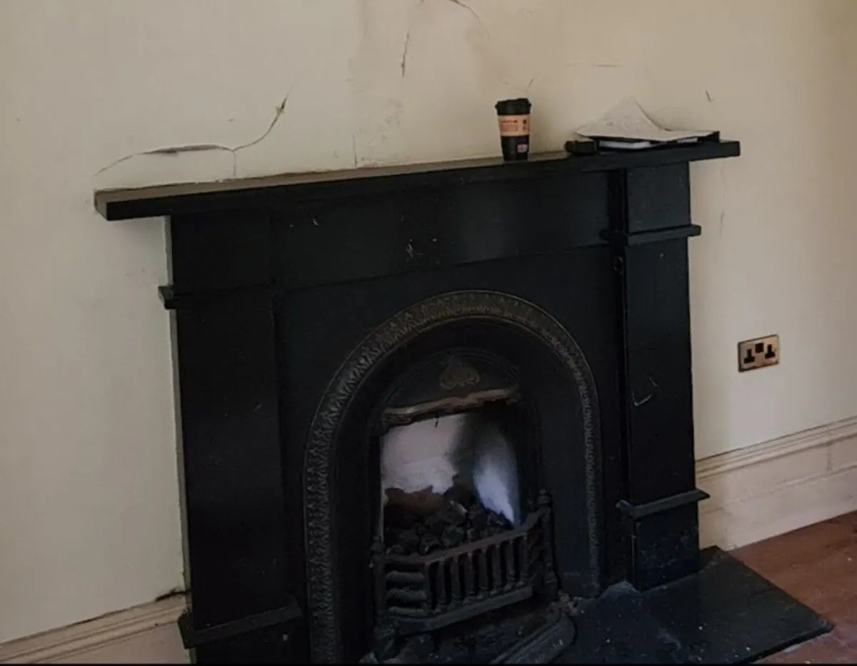 Fire places - Image 3