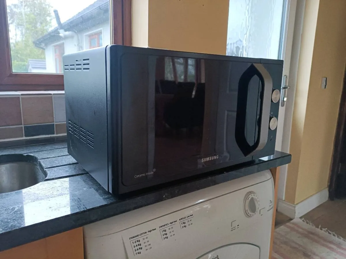 SAMSUNG MICROWAVE - Image 2