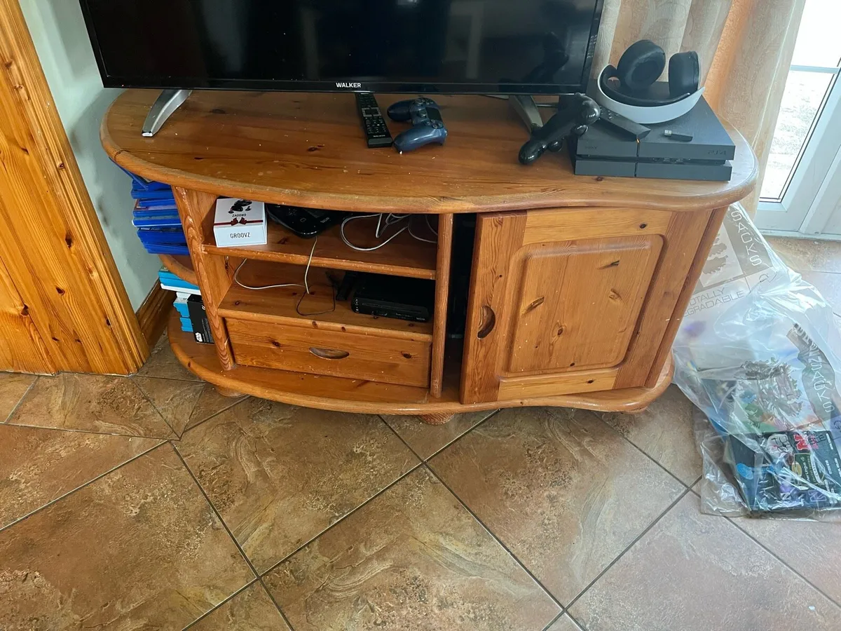 Tv stand - Image 1