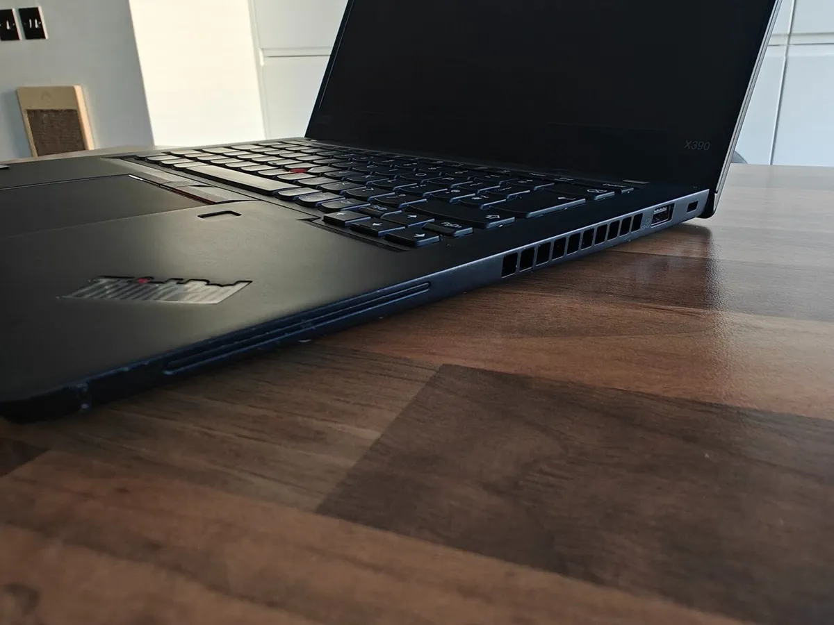 Lenovo ThinkPad X390 Touchscreen Laptop - Image 4