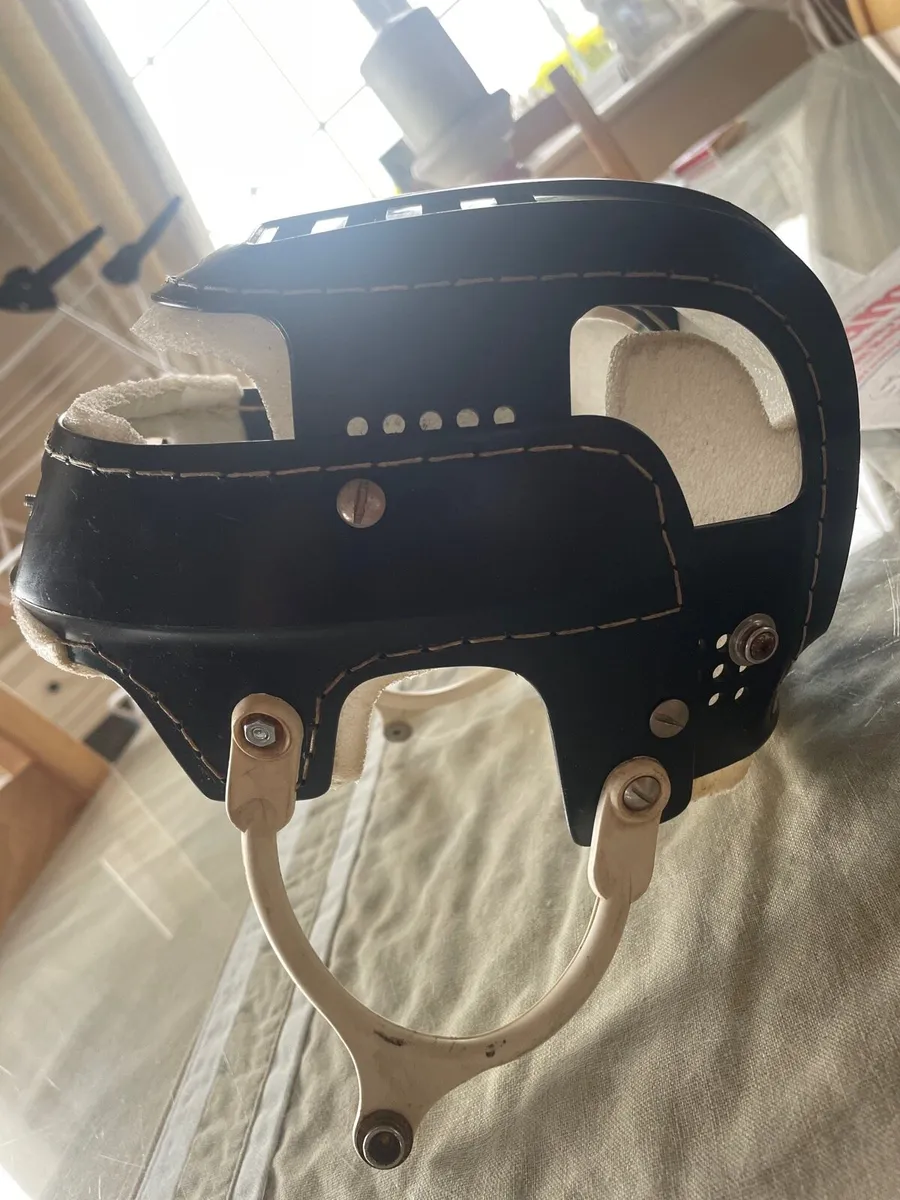 Cooper helmet - Image 2