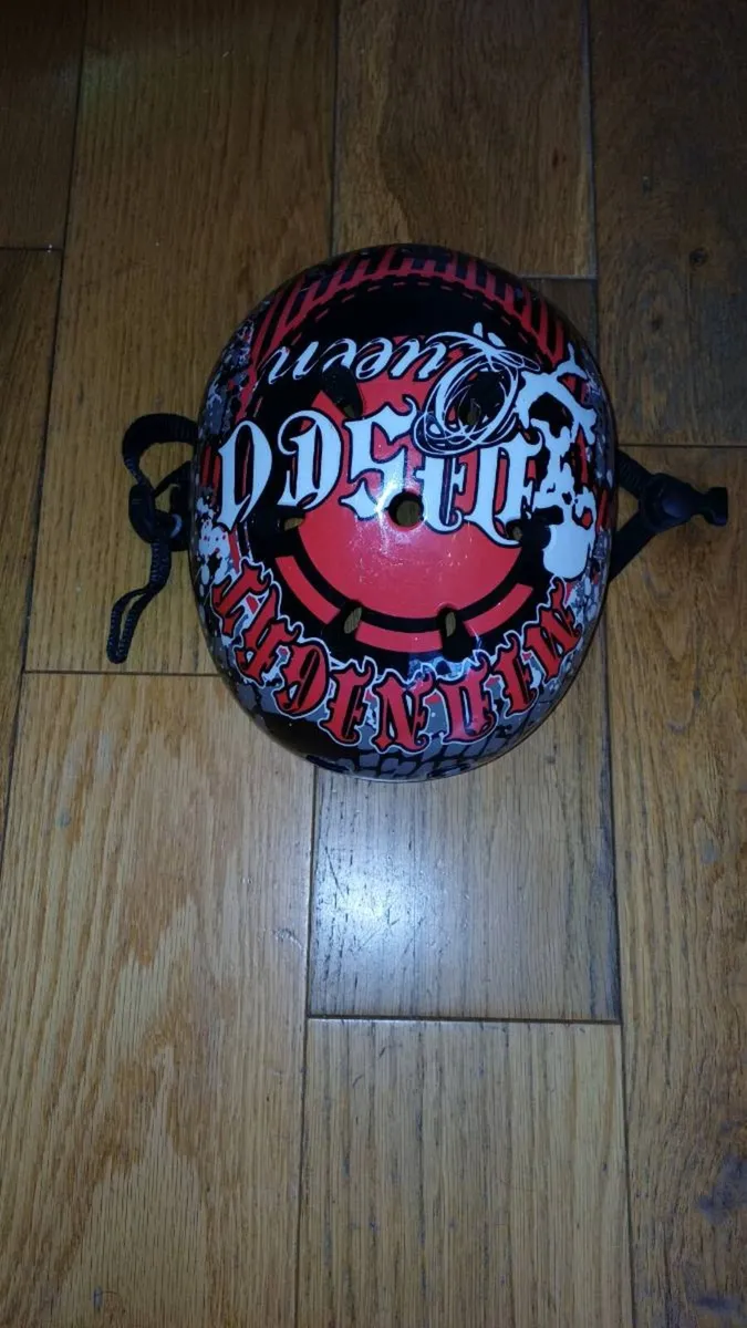 Longway Stunt Scooter and helmet - Image 3