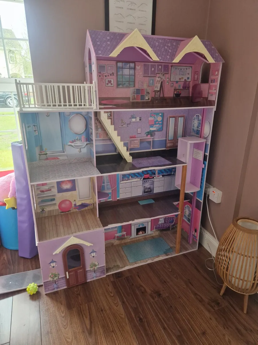 Dolls House