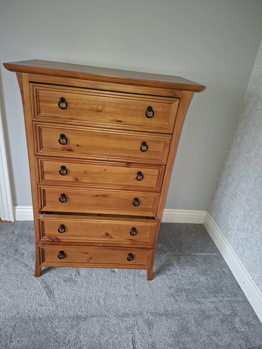 Solid oak bedroom furniture set - Image 2