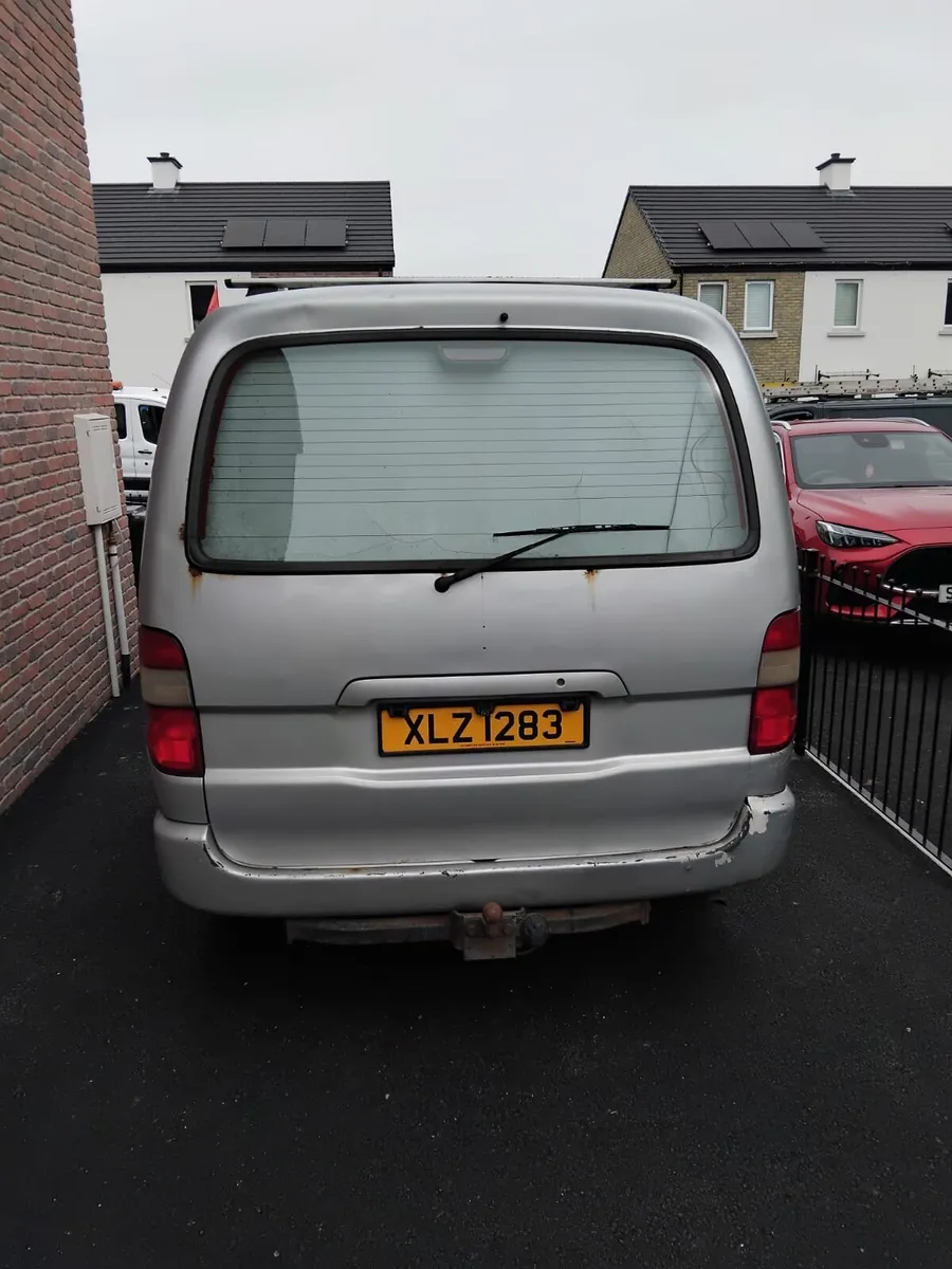 Toyota hiace - Image 3