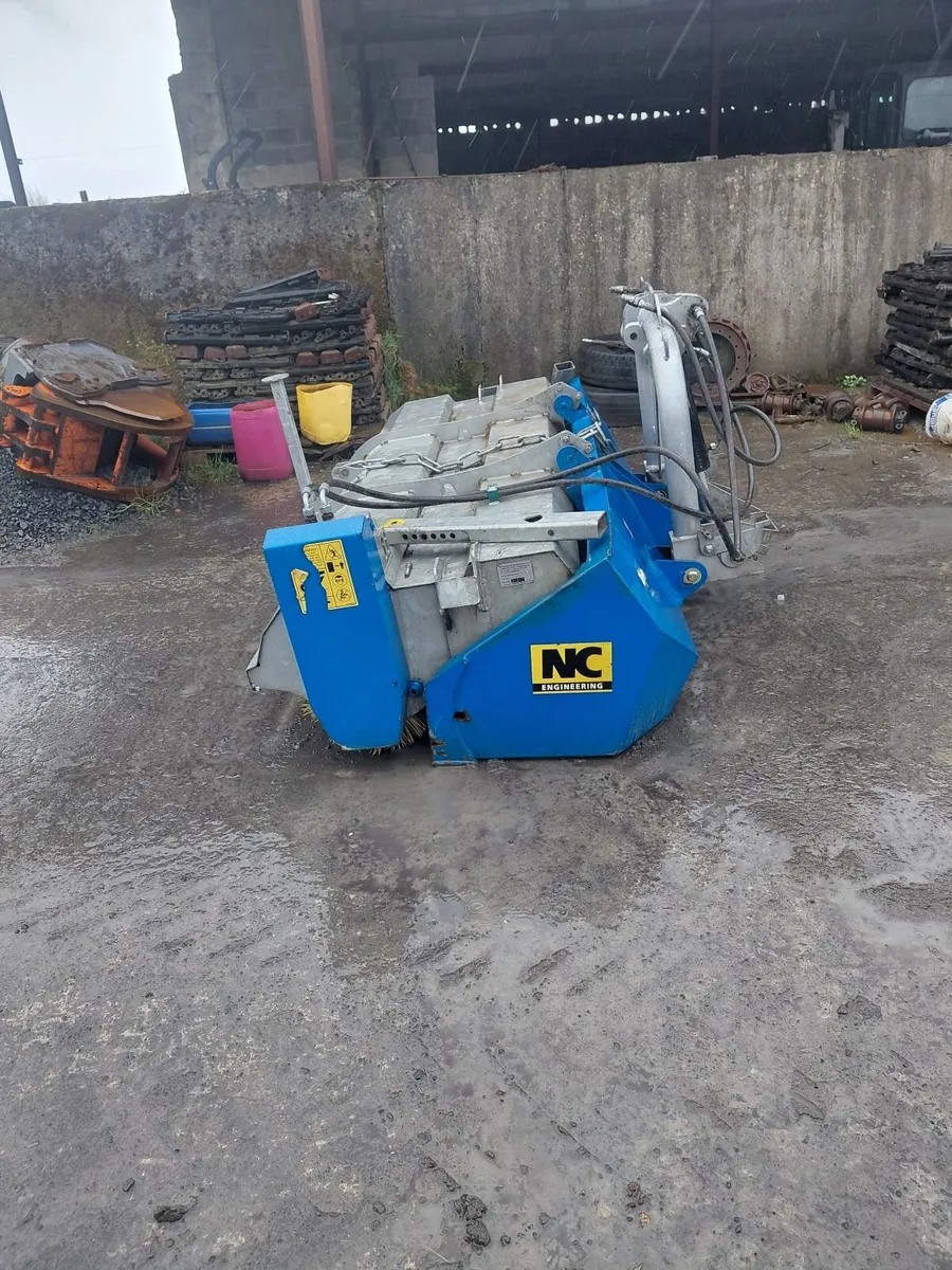 NC Road sweeper - Image 2