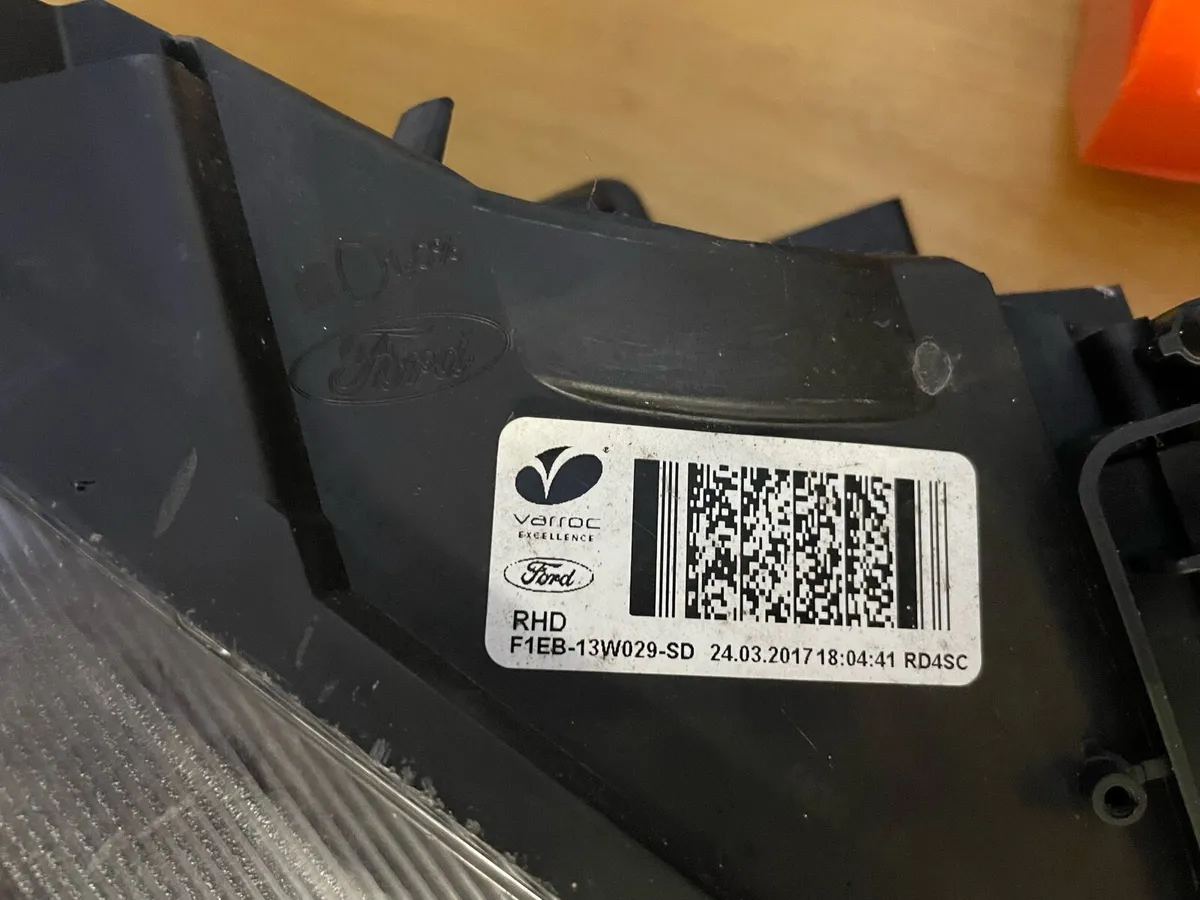 MK3 Ford Focus RH Headlight - Image 4