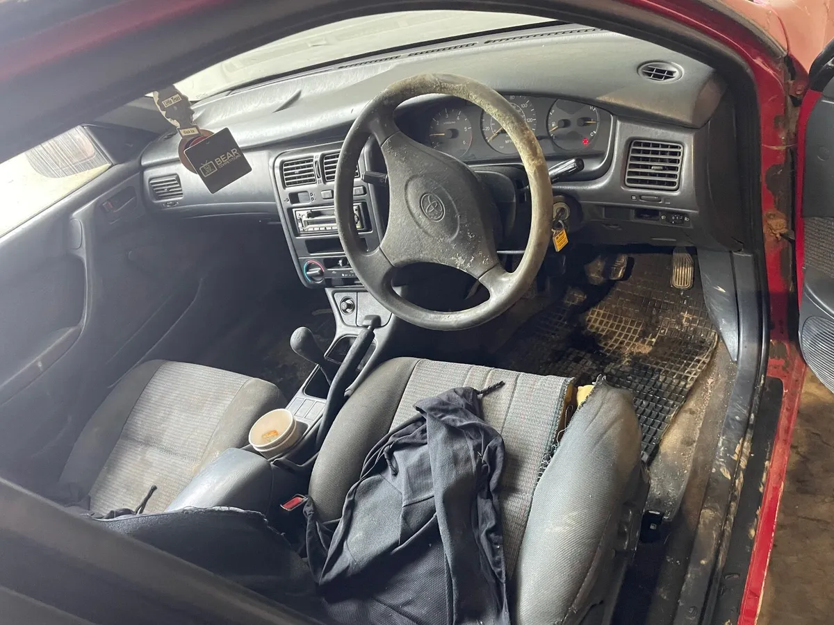 Toyota Carina 1995 - Image 4