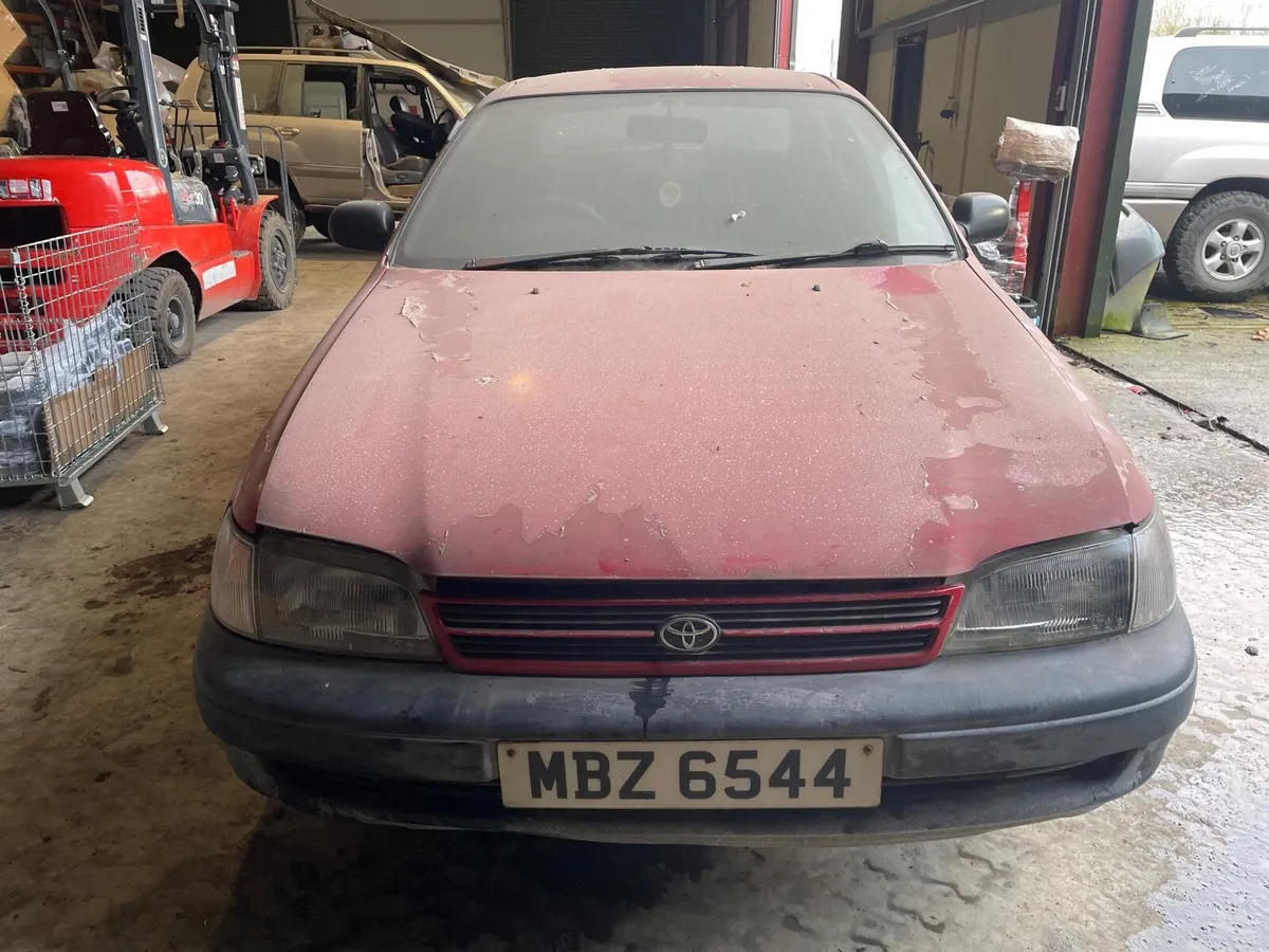 Toyota Carina 1995 - Image 1