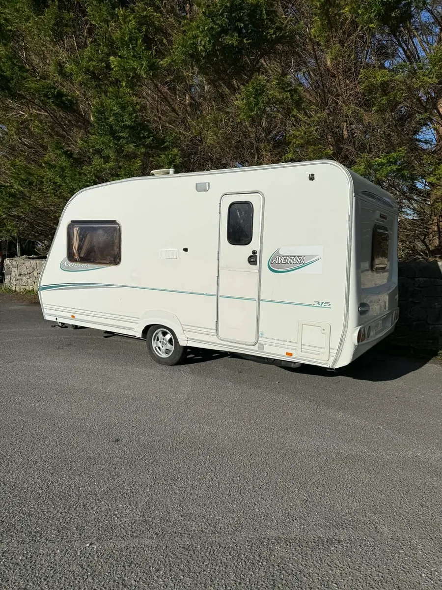 Abby aventura caravan - Image 3