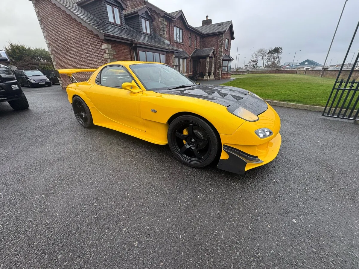 1998 MAZDA RX7 FD3 - Image 1
