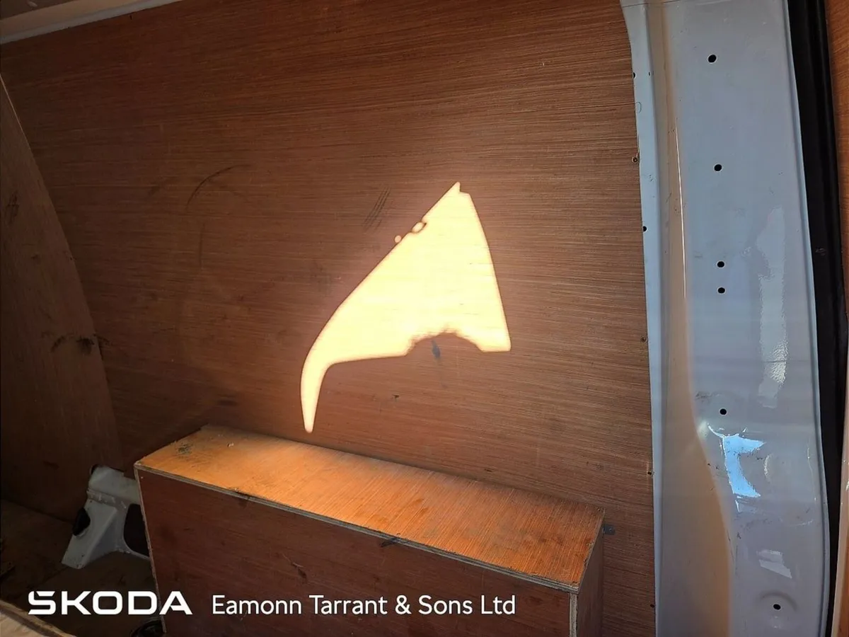 Volkswagen Transporter TRANSPORTER T6 30 PVL TDI 1 - Image 2