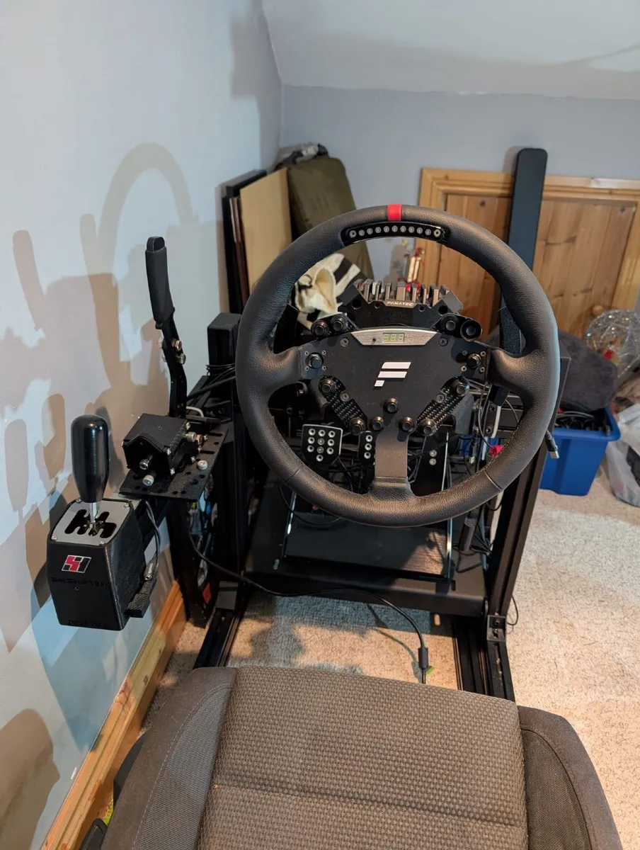 Sim Racing Setup - Image 1
