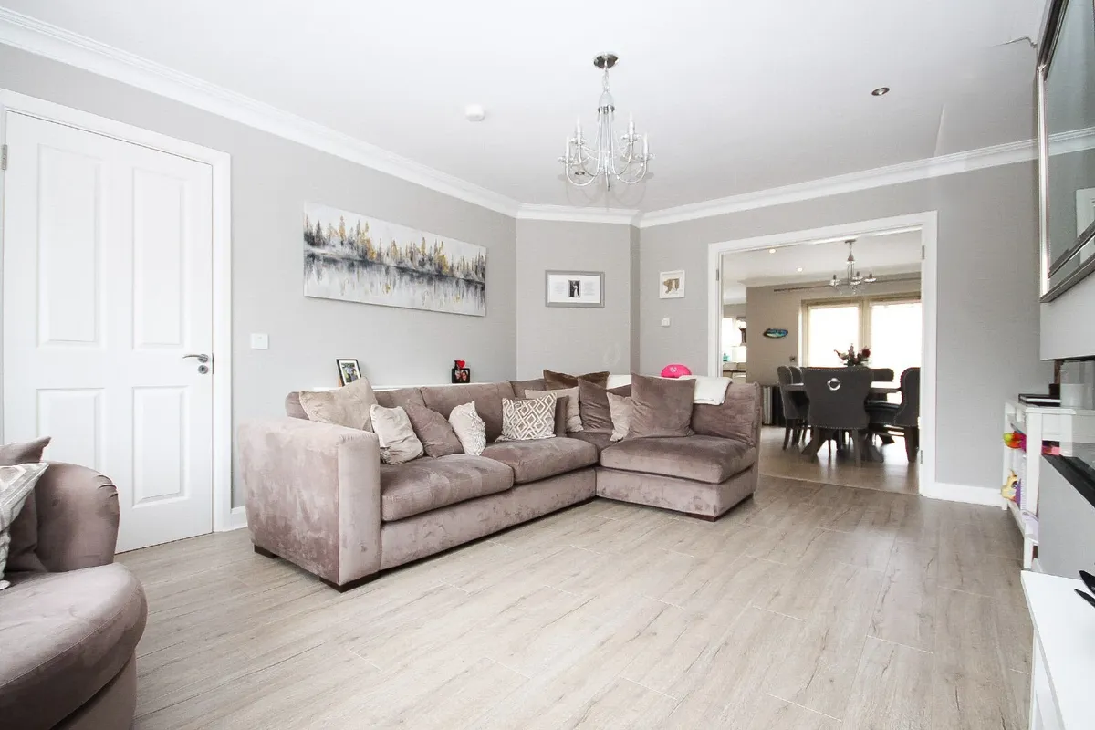 Couch set with swivel chair and footstool - Image 3