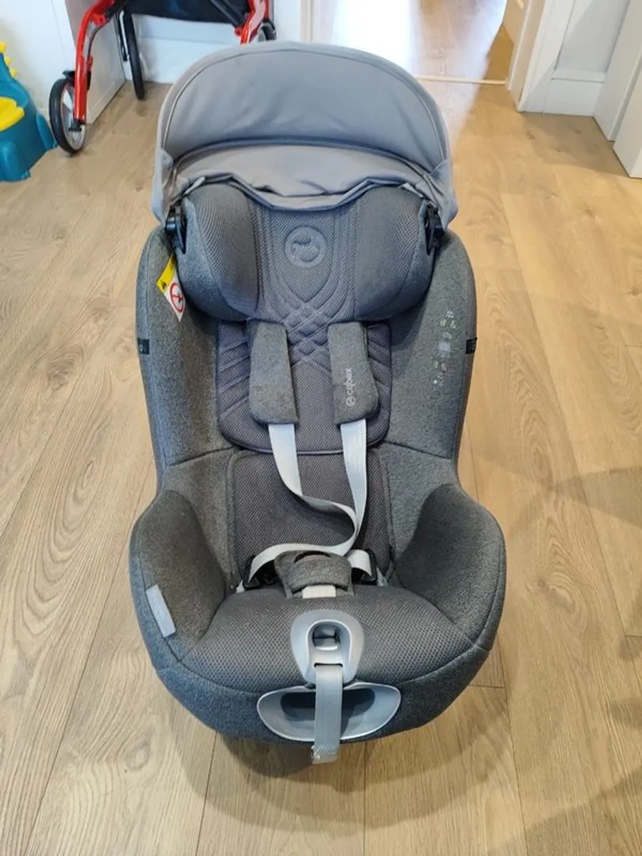 Cybex Sirona T Plus i-Size + Cybex Base Z2 car seat bundle - Image 4