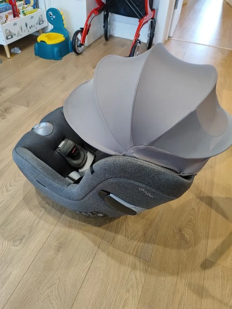 Cybex Sirona T Plus i-Size + Cybex Base Z2 car seat bundle - Image 2