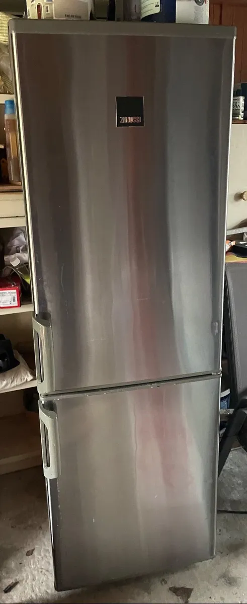 Zanussi Fridge/ Freezer, - Image 1