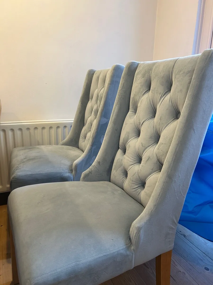 Kitchen table, bench and 3 chair set with cushions - Image 4
