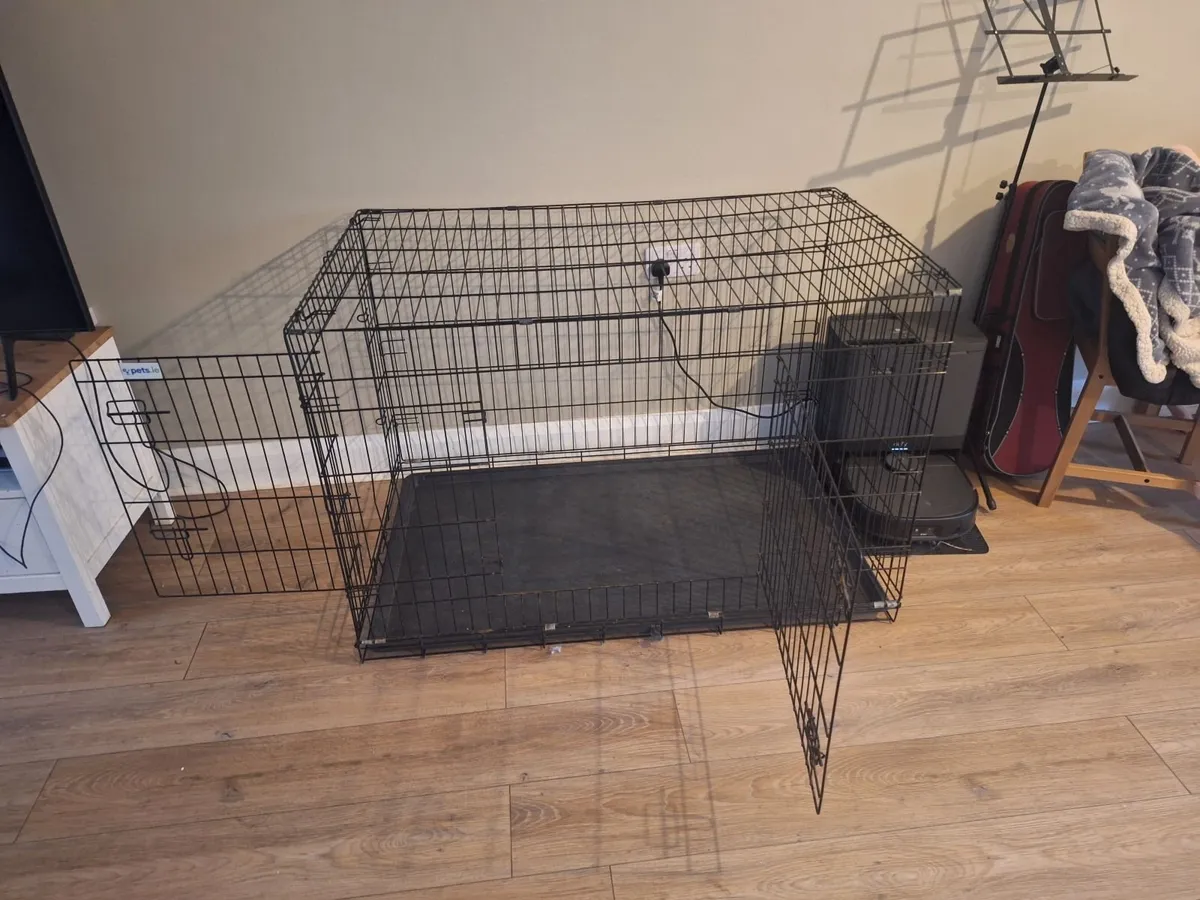 Dog crate