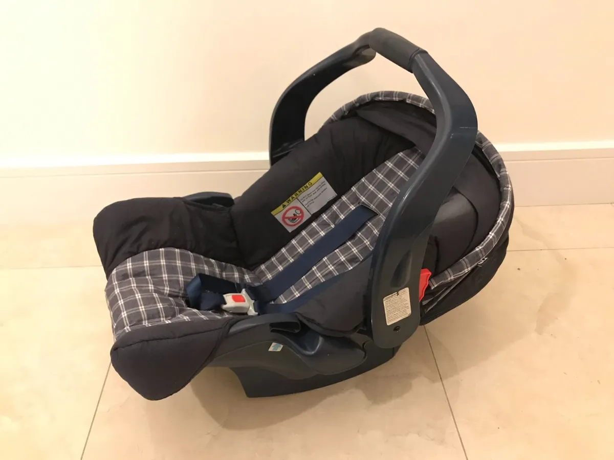 Mothercare Car Seat - Image 4