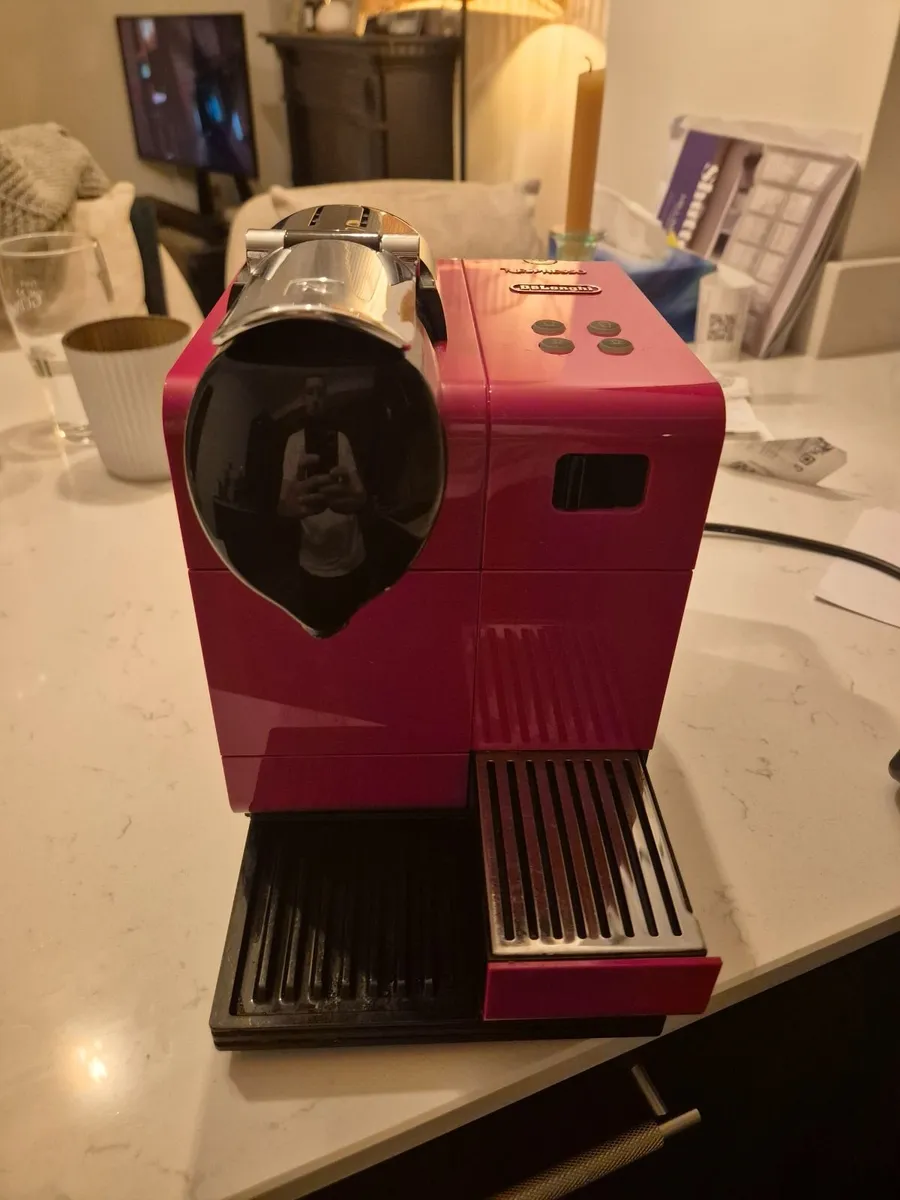 Nespresso Coffee Machine with Krupp frother - Image 2