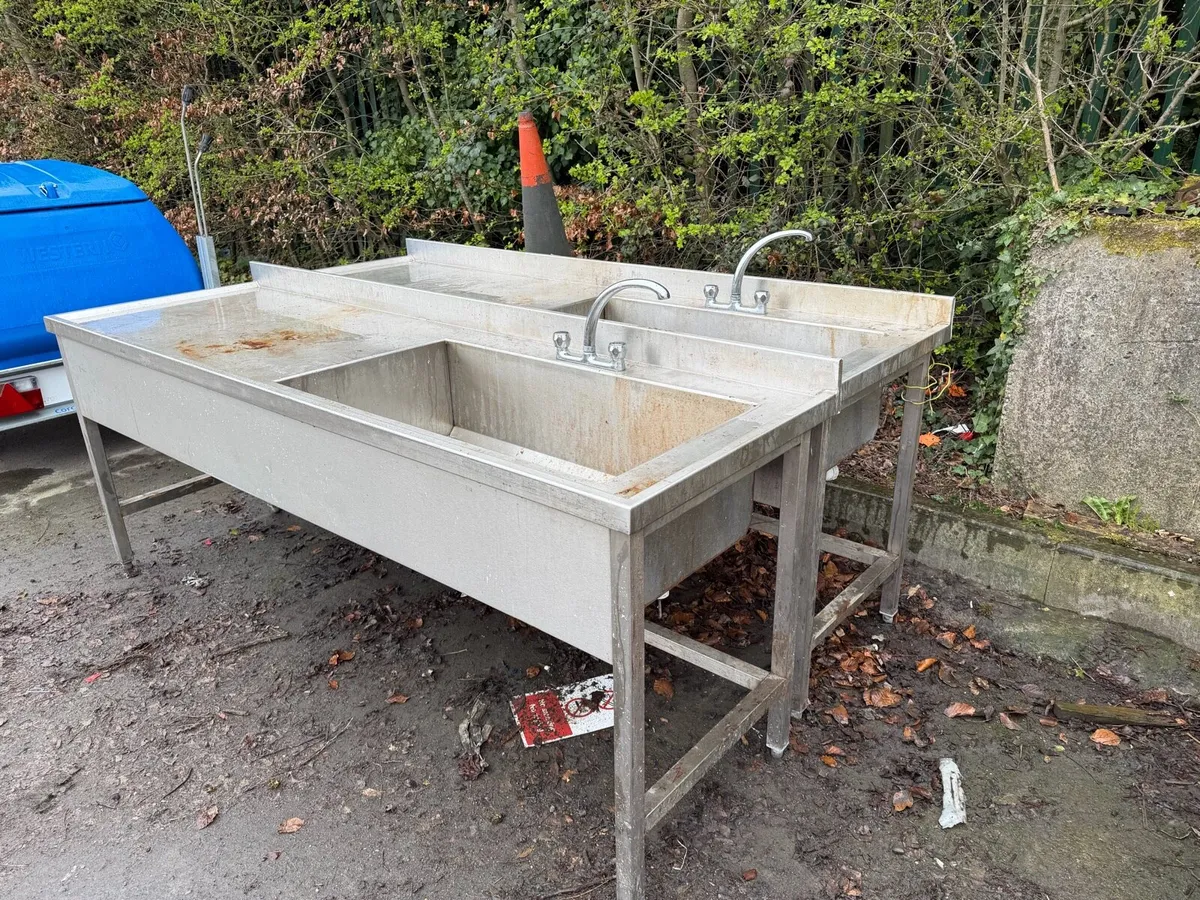Stainless Steel sinks. - Image 2