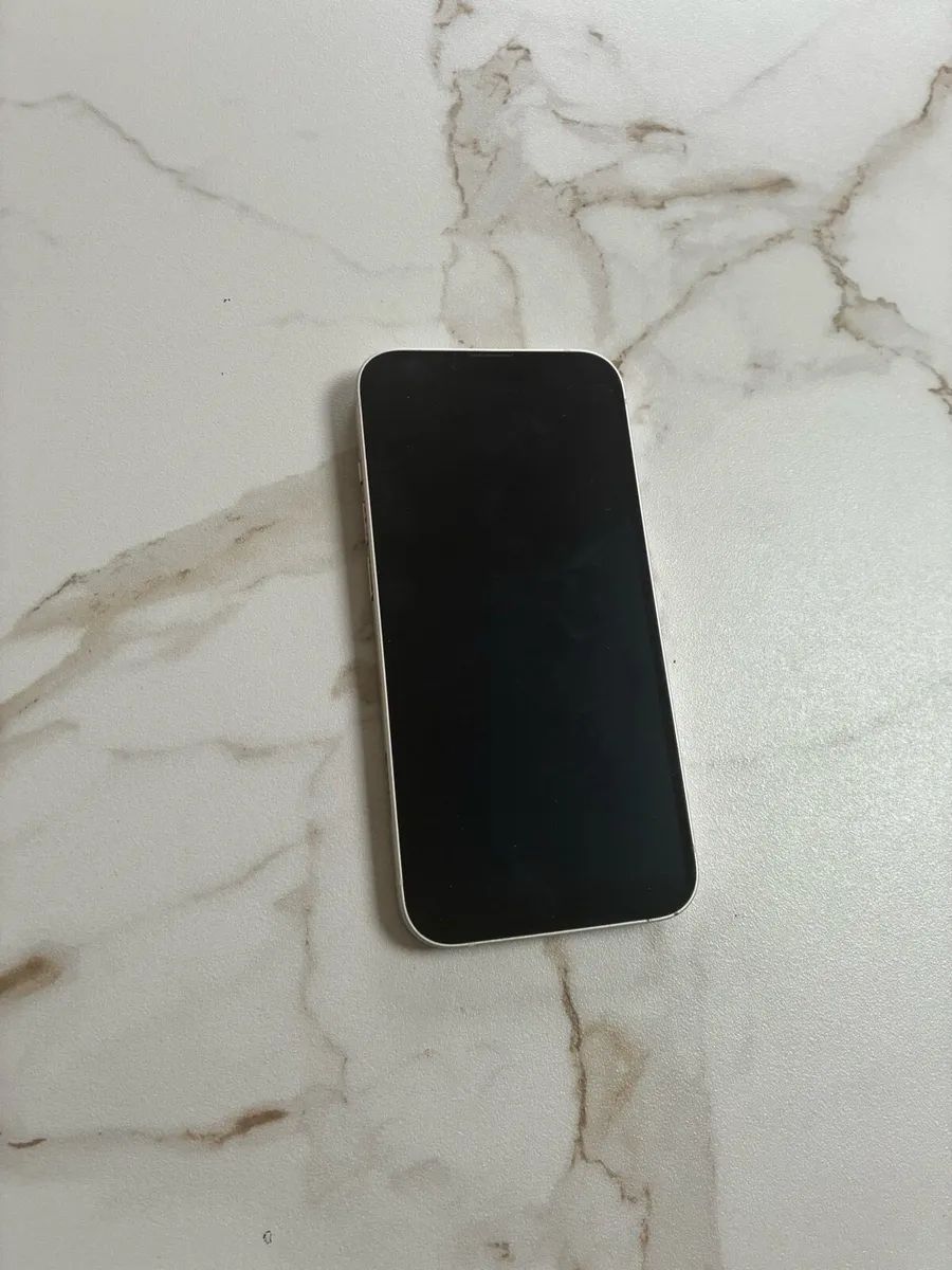 iPhone 13 - 128GB - Image 1