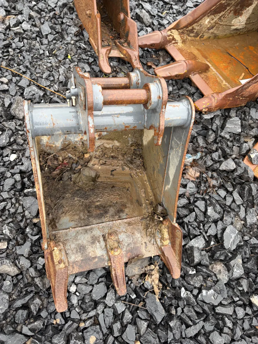 Good Strickland 18inch 35mm pin for sale - Image 2