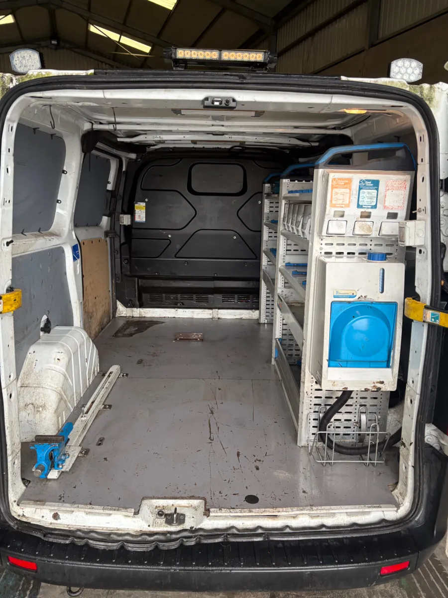 Ford Transit Custom 2019 - Image 4