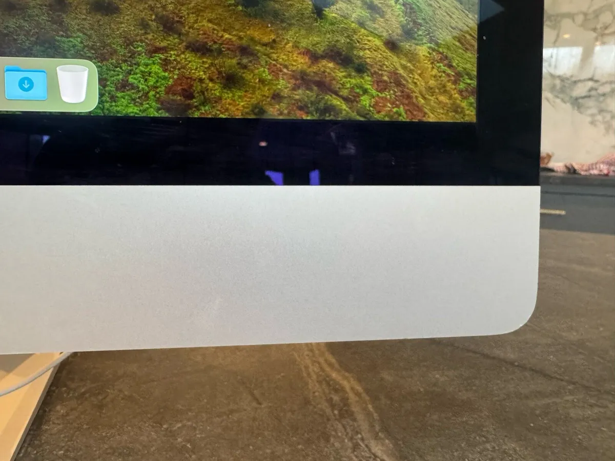 iMac 27” Retina 5K (2020) – i7, 64GB RAM - Image 3