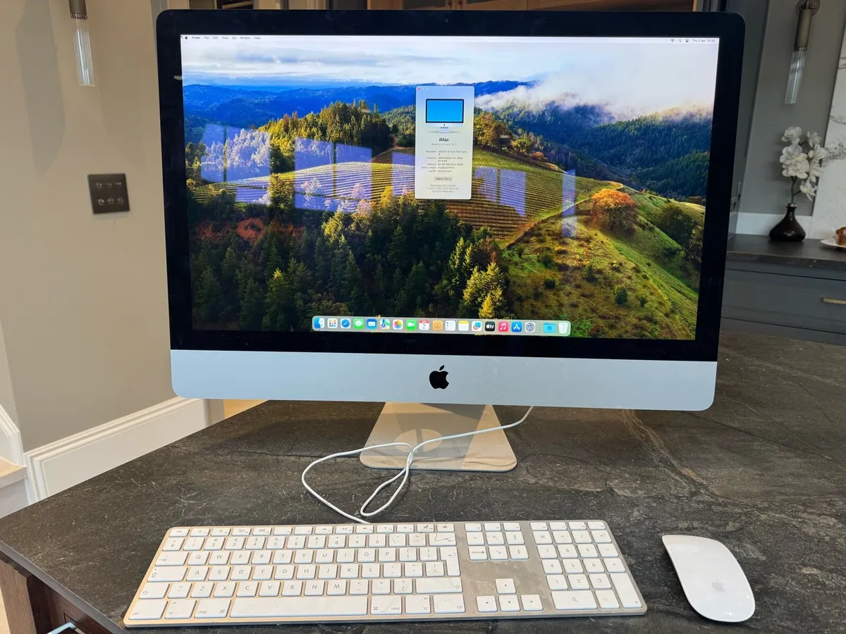 iMac 27” Retina 5K (2020) – i7, 64GB RAM - Image 1