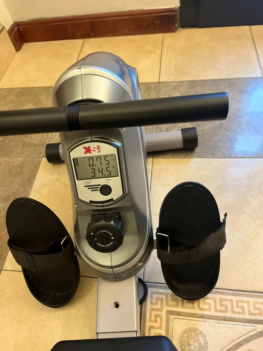 Rowing machine - Image 2
